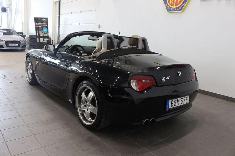 Begagnad BMW Z4 150 HK (110 kW) 2006 Svart Cab