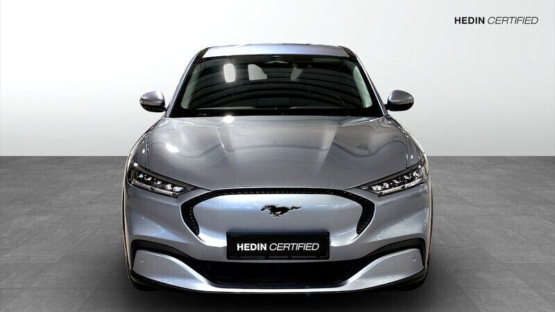 Begagnad Ford Mustang Mach-E Standard Range 197 kW (269 HK) 2021 Orange SUV