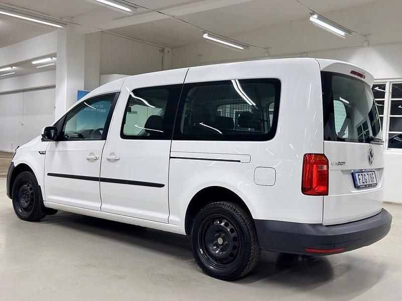 Begagnad VW Caddy Maxi Life Life 102 HK (75 kW) 2019 Vit Minibuss