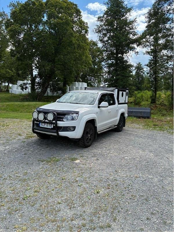 Vit Begagnad 2014 VW Amarok Highline Pickup | 135 000 kr (Bra pris) - Bild 1/4