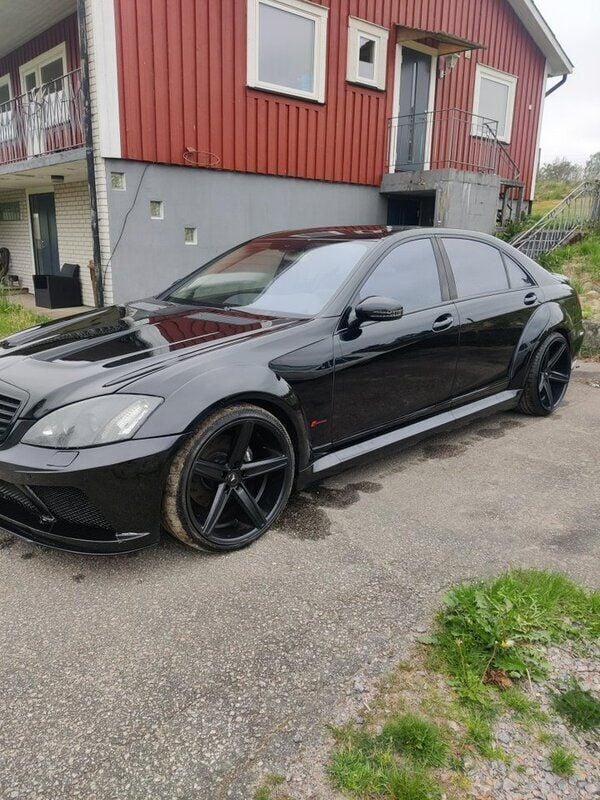 Begagnad 2005 Mercedes S500L Sedan | 249 000 kr - Bild 1/4
