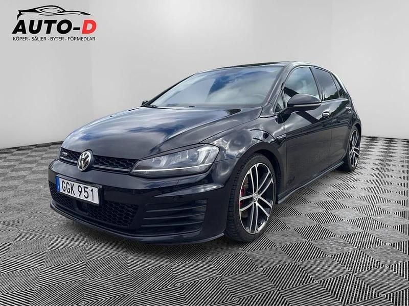 Begagnad VW Golf VII GTD 184 HK (135 kW) 2014 Svart Halvkombi