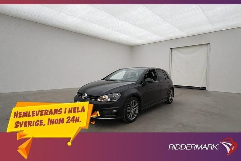 Svart Begagnad 2015 VW Golf VII R-line Halvkombi | 159 800 kr (Lite dyr) - Bild 1/3