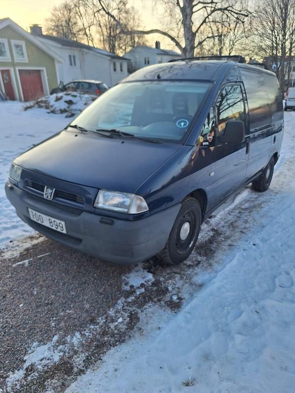 Begagnad 2002 Peugeot Expert Van | 28 000 kr (Marknadspris) - Bild 1/4