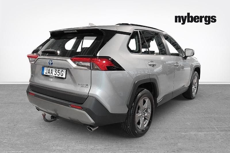 Begagnad Toyota RAV4 Hybrid Active 224 HK (164 kW) 2022 Silver SUV