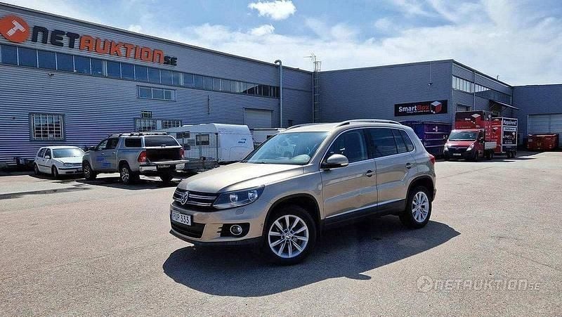 Ljusbrun (brun) Begagnad 2014 VW Tiguan Sportline SUV | 135 000 kr (Bra pris) - Bild 1/4