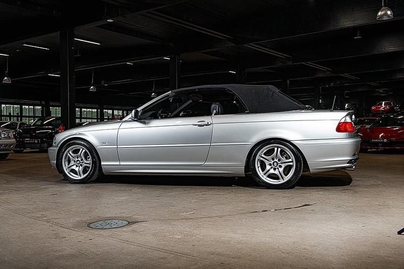 Begagnad BMW 330 Cabriolet 232 HK (170 kW) 2002 Cab