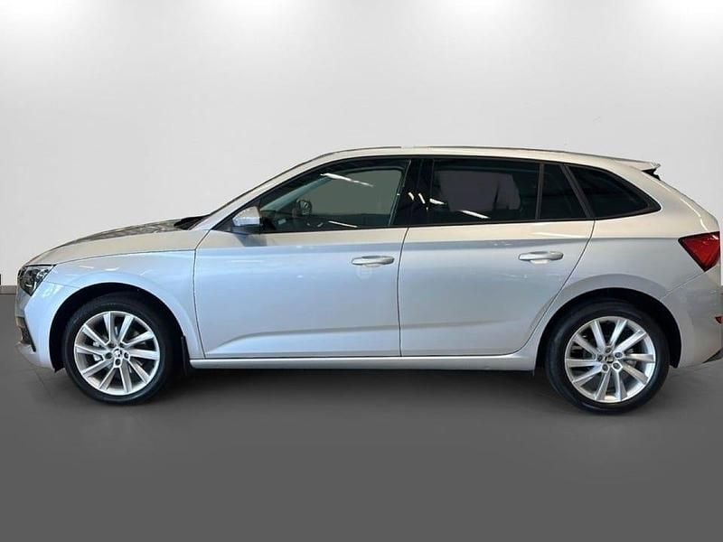Begagnad Skoda Scala Style 110 HK (80 kW) 2023 Silver Halvkombi