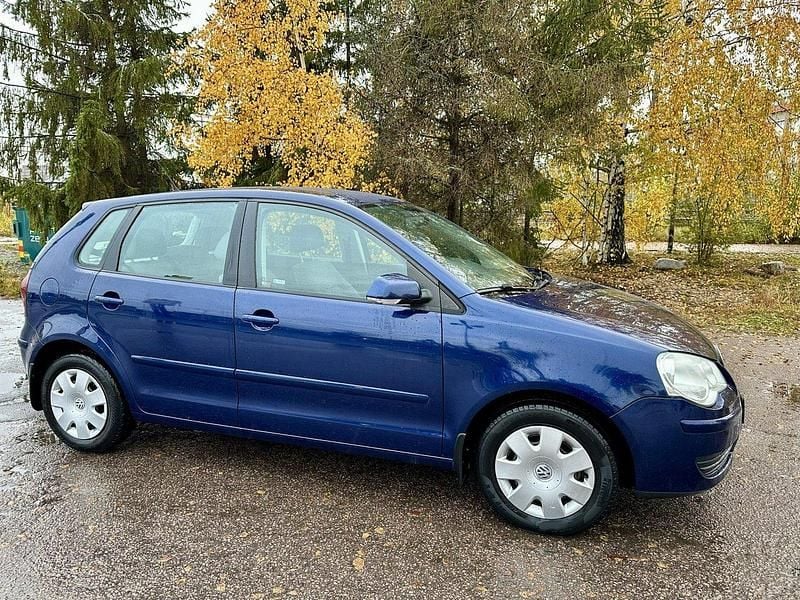 Blå Begagnad 2007 VW Polo Halvkombi | 34 000 kr (Bra pris) - Bild 1/4