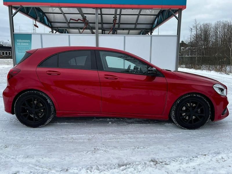 Begagnad Mercedes A180 109 HK (80 kW) 2016