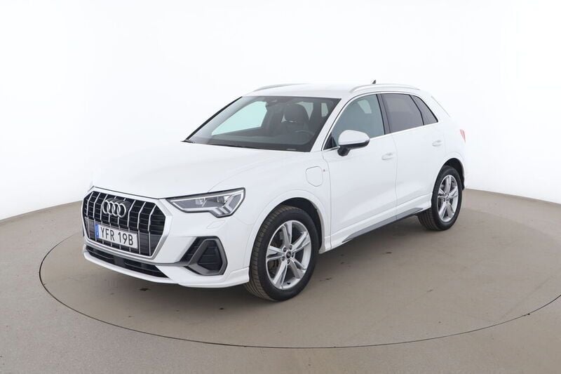 Vit Begagnad 2021 Audi Q3 S-Line SUV | 341 000 kr (Bra pris) - Bild 1/4