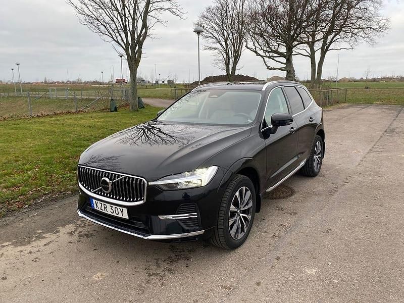 Onyx black metallic Begagnad 2022 Volvo XC60 Inscription SUV | 417 000 kr (Bra pris) - Bild 1/4