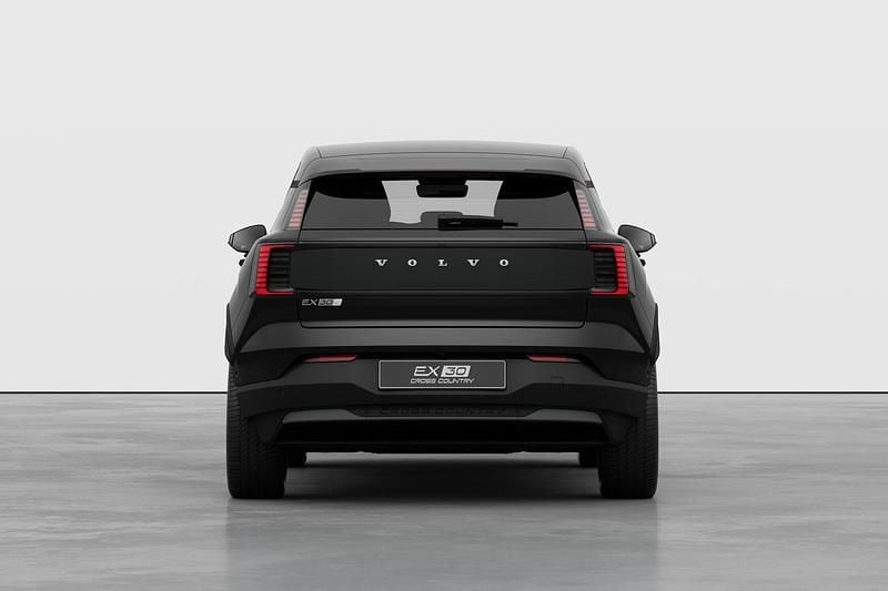 Ny Volvo EX30 CC Performance 314 kW (428 HK) 2025 Svart SUV