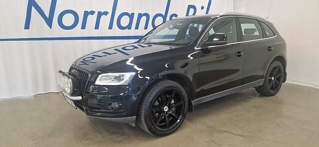 Svart (brilliantsvart) Begagnad 2013 Audi Q5 SUV | 149 000 kr (Marknadspris) - Bild 1/4