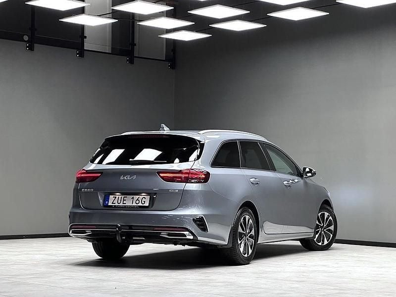 Begagnad Kia Ceed Sportswagon Advance 141 HK (103 kW) 2022 Grå Kombi