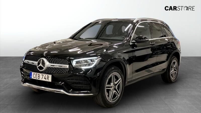 Svart Begagnad 2022 Mercedes GLC300e AMG Kombi | 429 900 kr (Bra pris) - Bild 1/4