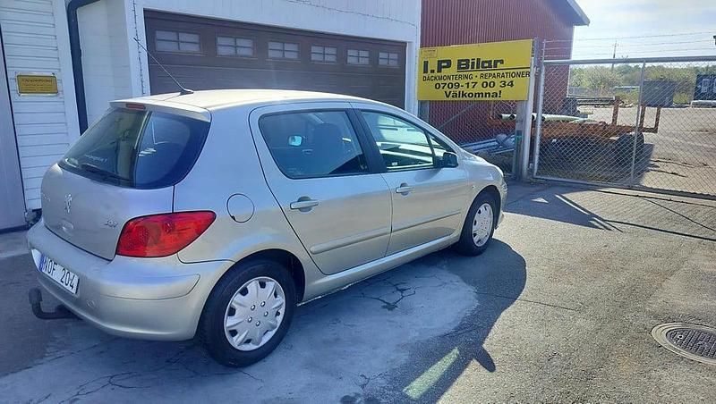 Begagnad Peugeot 307 109 HK (80 kW) 2007 Grå Halvkombi