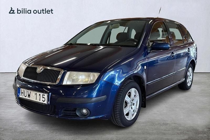 Mörkblå Begagnad 2007 Skoda Fabia Kombi | 14 900 kr (Superpris) - Bild 1/4
