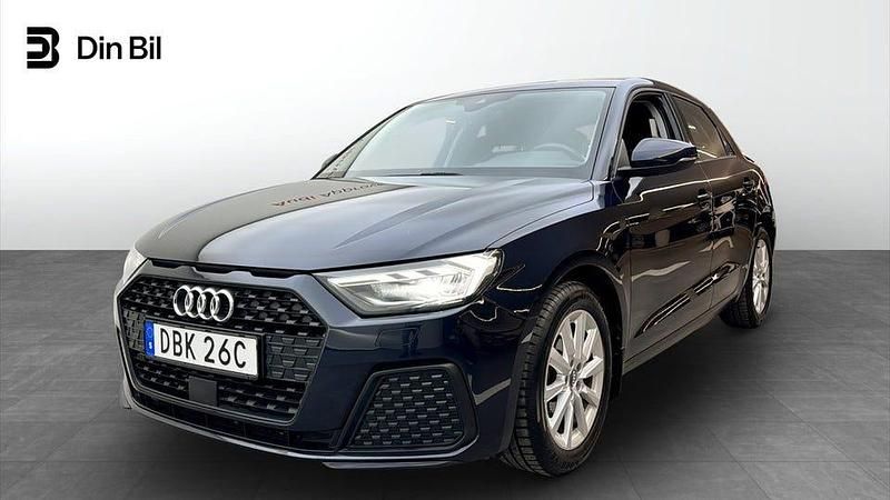 Blå Begagnad 2019 Audi A1 Sportback Proline Halvkombi | 179 000 kr (Marknadspris) - Bild 1/4