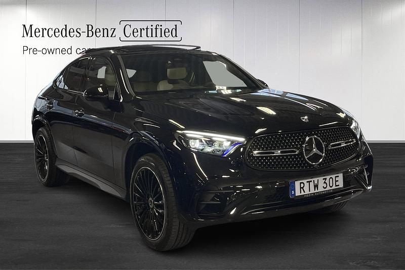 Begagnad Mercedes GLC300e Premium 197 HK (144 kW) 2025 Svart (black) Sportkupé