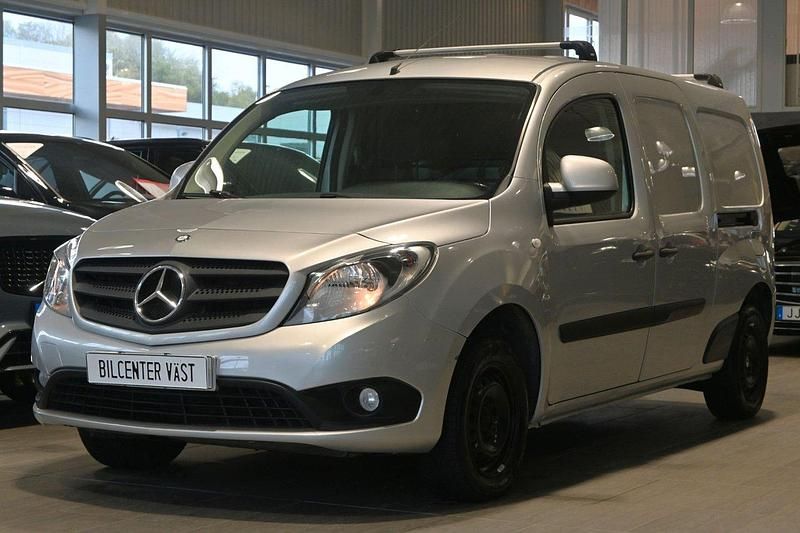 Silver (brilliant silver metallic) Begagnad 2019 Mercedes Citan 109 Van | 119 000 kr - Bild 1/4