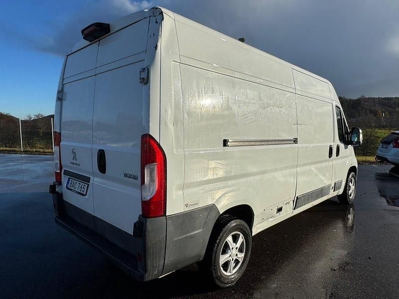 Begagnad Peugeot Boxer 131 HK (96 kW) 2018 Vit Van