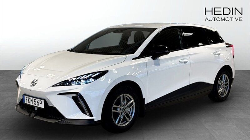 Vit (white) Begagnad 2023 MG MG4 EV Luxury Halvkombi | 334 900 kr (Marknadspris) - Bild 1/4