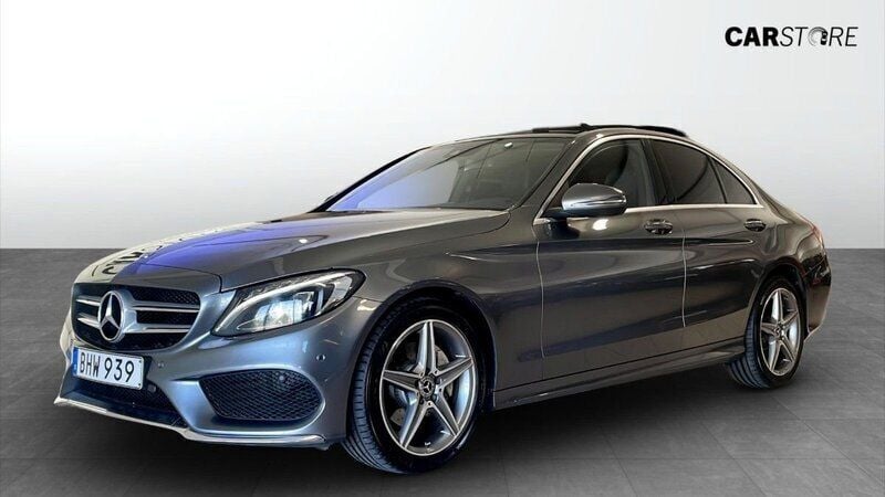 Grå Begagnad 2018 Mercedes C220 AMG Sedan | 259 900 kr (Marknadspris) - Bild 1/4