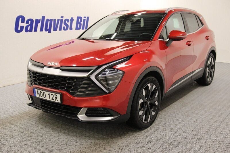Röd (infra red metallic) Begagnad 2022 Kia Sportage 2 SUV | 359 000 kr (Bra pris) - Bild 1/4
