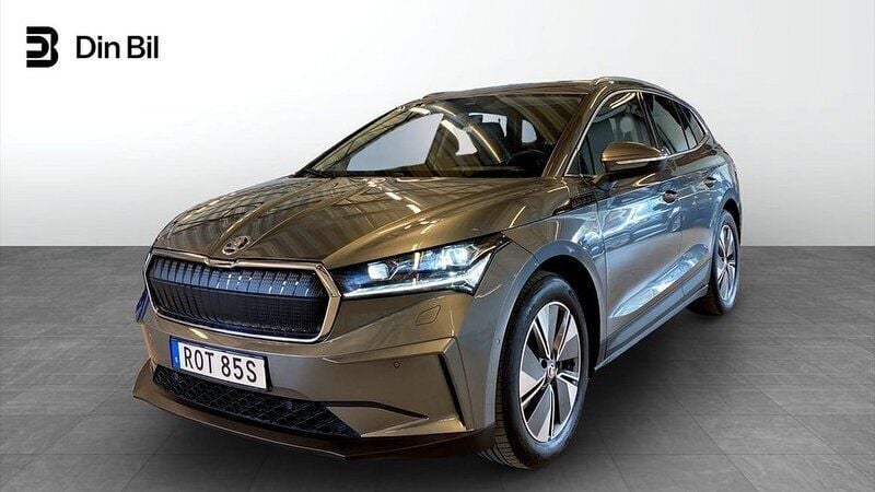 Grå Begagnad 2022 Skoda Enyaq iV SUV | 409 900 kr (Bra pris) - Bild 1/4