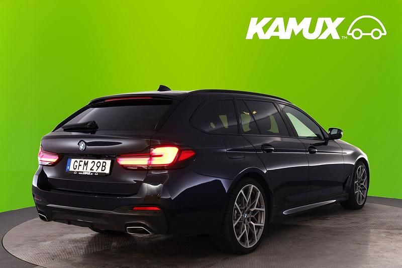 Begagnad BMW 530e M Sport 292 HK (214 kW) 2023 Svart Kombi