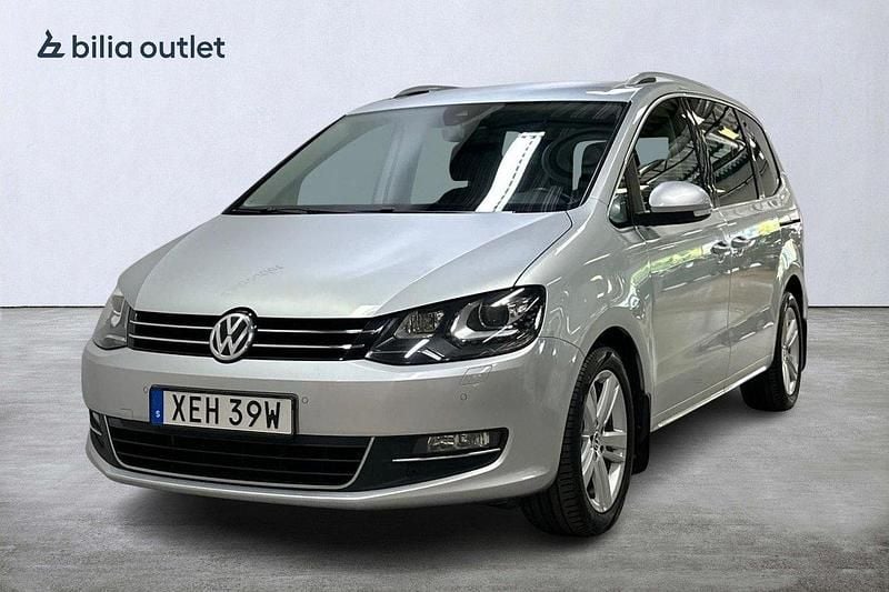 Silver Begagnad 2020 VW Sharan GT Minibuss | 319 900 kr (Lite dyr) - Bild 1/3