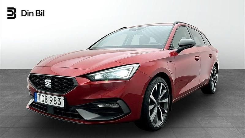 Begagnad Seat Leon FR 150 HK (110 kW) 2021 Röd Kombi