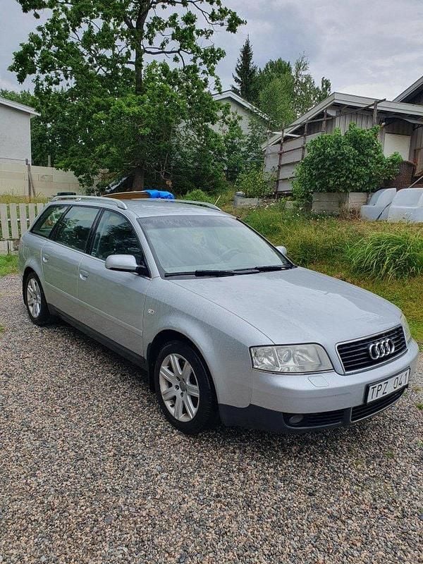 Silver Begagnad 2003 Audi A6 Kombi | 22 000 kr (Marknadspris) - Bild 1/4
