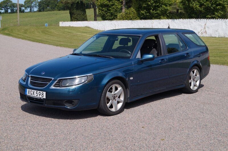 Blå Begagnad 2005 Saab 9-5 Kombi | 29 800 kr - Bild 1/4