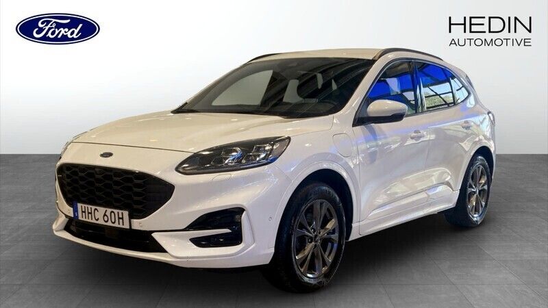Vit (white) Begagnad 2022 Ford Kuga Business Edition SUV | 274 900 kr (Lite dyr) - Bild 1/4