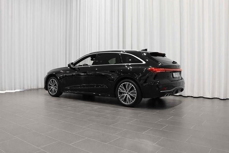 Ny Audi A5 S-Line 204 HK (150 kW) 2025 Svart (mytsvart metallic) Kombi