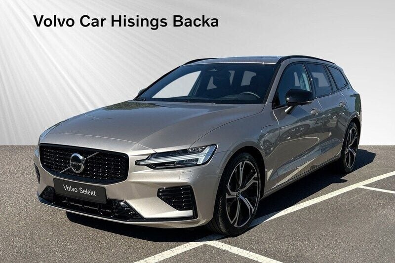 Grå Begagnad 2025 Volvo V60 Ultra Kombi | 594 900 kr - Bild 1/2