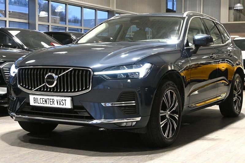 Mörkblå Begagnad 2021 Volvo XC60 Inscription SUV | 419 000 kr (Bra pris) - Bild 1/4
