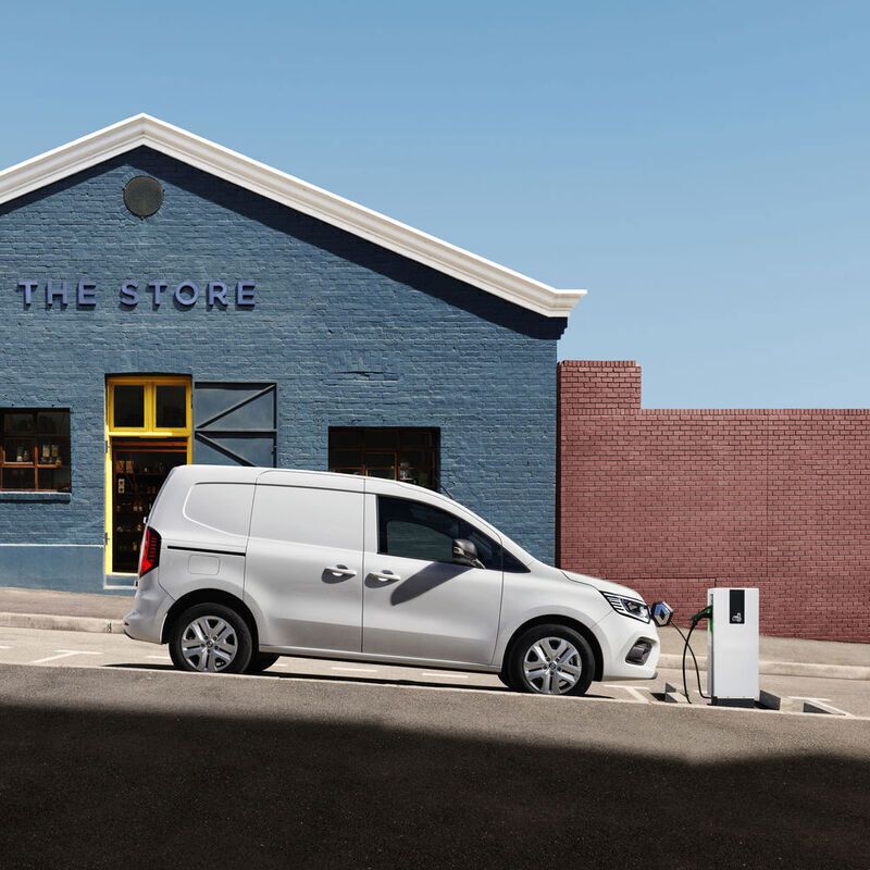 Begagnad Renault Kangoo 89 kW (122 HK) 2023 Minibuss