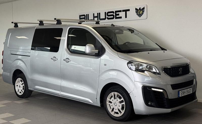 Ljusgrå (grå) Begagnad 2019 Peugeot Expert Van | 174 900 kr (Lite dyr) - Bild 1/4