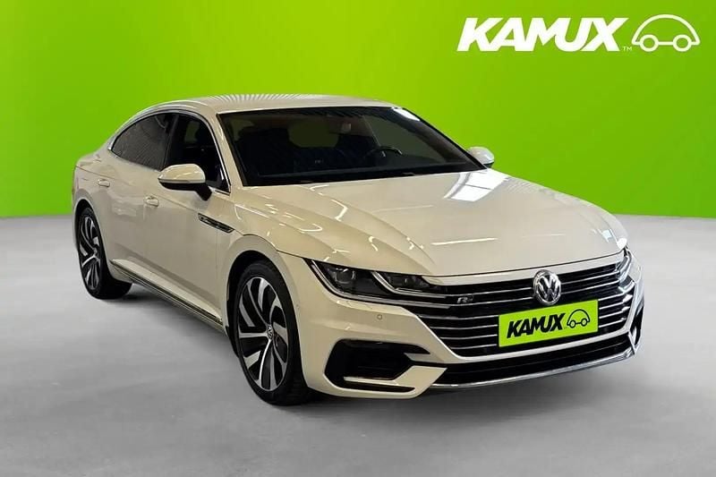 Vit Begagnad 2018 VW Arteon R-line Halvkombi | 244 900 kr (Marknadspris) - Bild 1/4