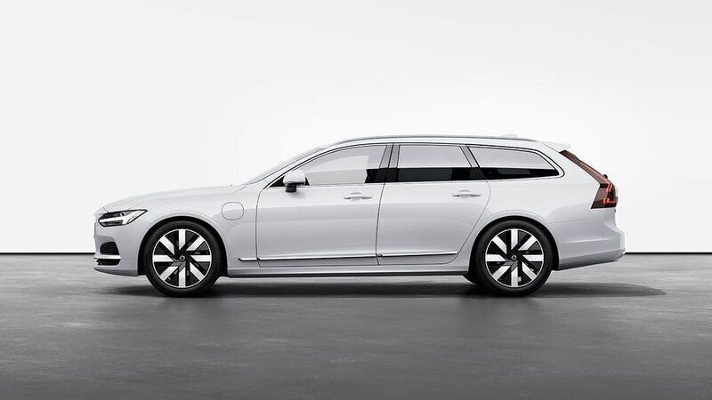 Vit Ny 2024 Volvo V90 Core Kombi | 599 800 kr (Dyr) - Bild 1/4