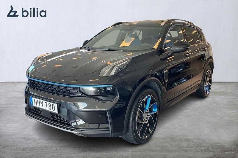 Svart Begagnad 2023 Lynk & Co 01 SUV | 299 900 kr (Marknadspris) - Bild 1/3