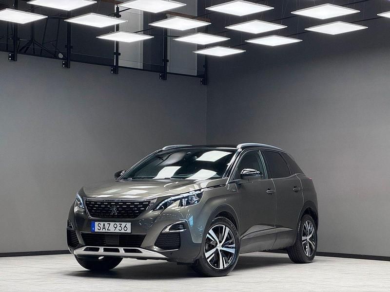 Mörkgrön Begagnad 2018 Peugeot 3008 GT-line SUV | 189 900 kr (Marknadspris) - Bild 1/3