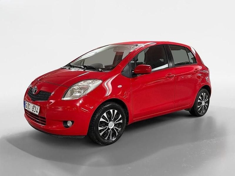 Röd Begagnad 2007 Toyota Yaris Halvkombi | 29 900 kr (Bra pris) - Bild 1/4