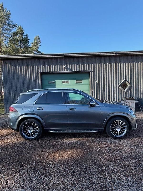 Begagnad Mercedes GLE350 AMG line 333 HK (244 kW) 2023 Grå SUV