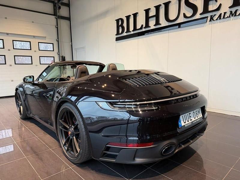 Begagnad Porsche 911 Carrera GTS 480 HK (353 kW) 2023 Svart Cab