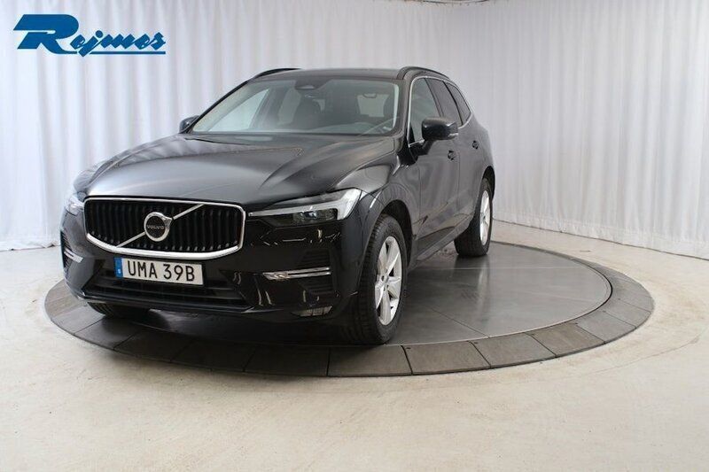 Svart Begagnad 2022 Volvo XC60 Core SUV | 298 800 kr (Bra pris) - Bild 1/4