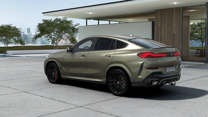 Begagnad BMW X6 M Sport 286 HK (210 kW) 2025 Grön SUV